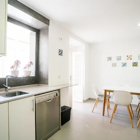 Apartment Charming - Family Lisbon
