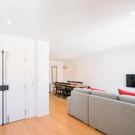Charming - Family Apartment