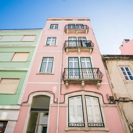 Charming - Family Apartment Lisbon